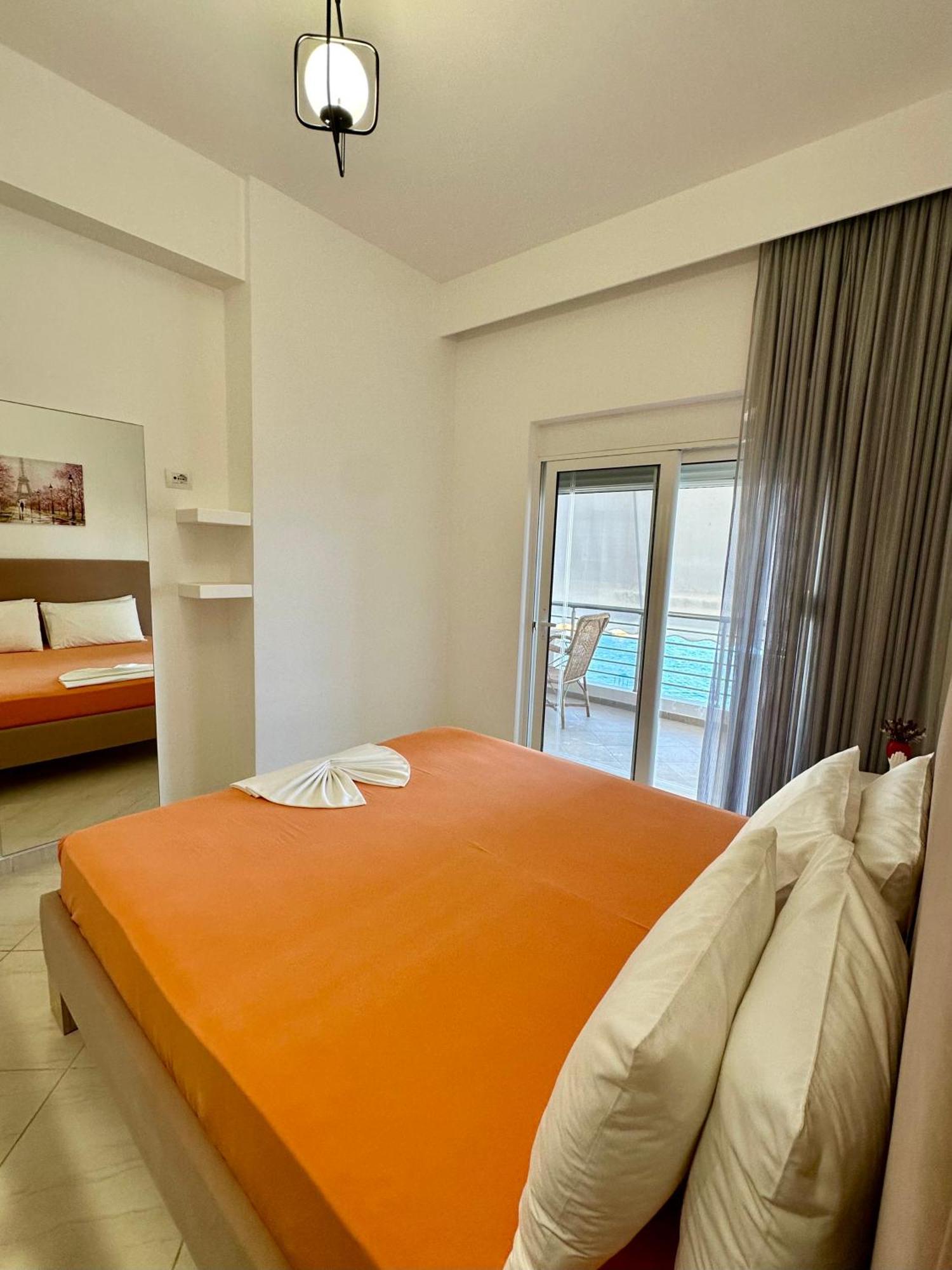 Aqua Apartments Seaview Sarandë Exterior foto