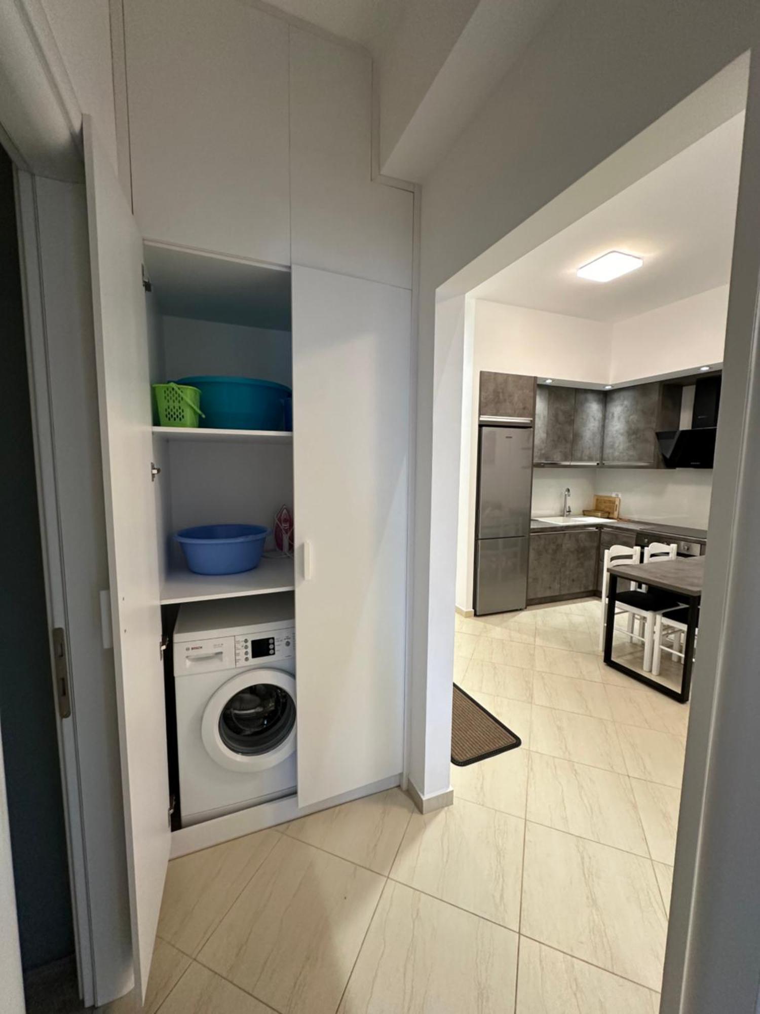 Aqua Apartments Seaview Sarandë Exterior foto