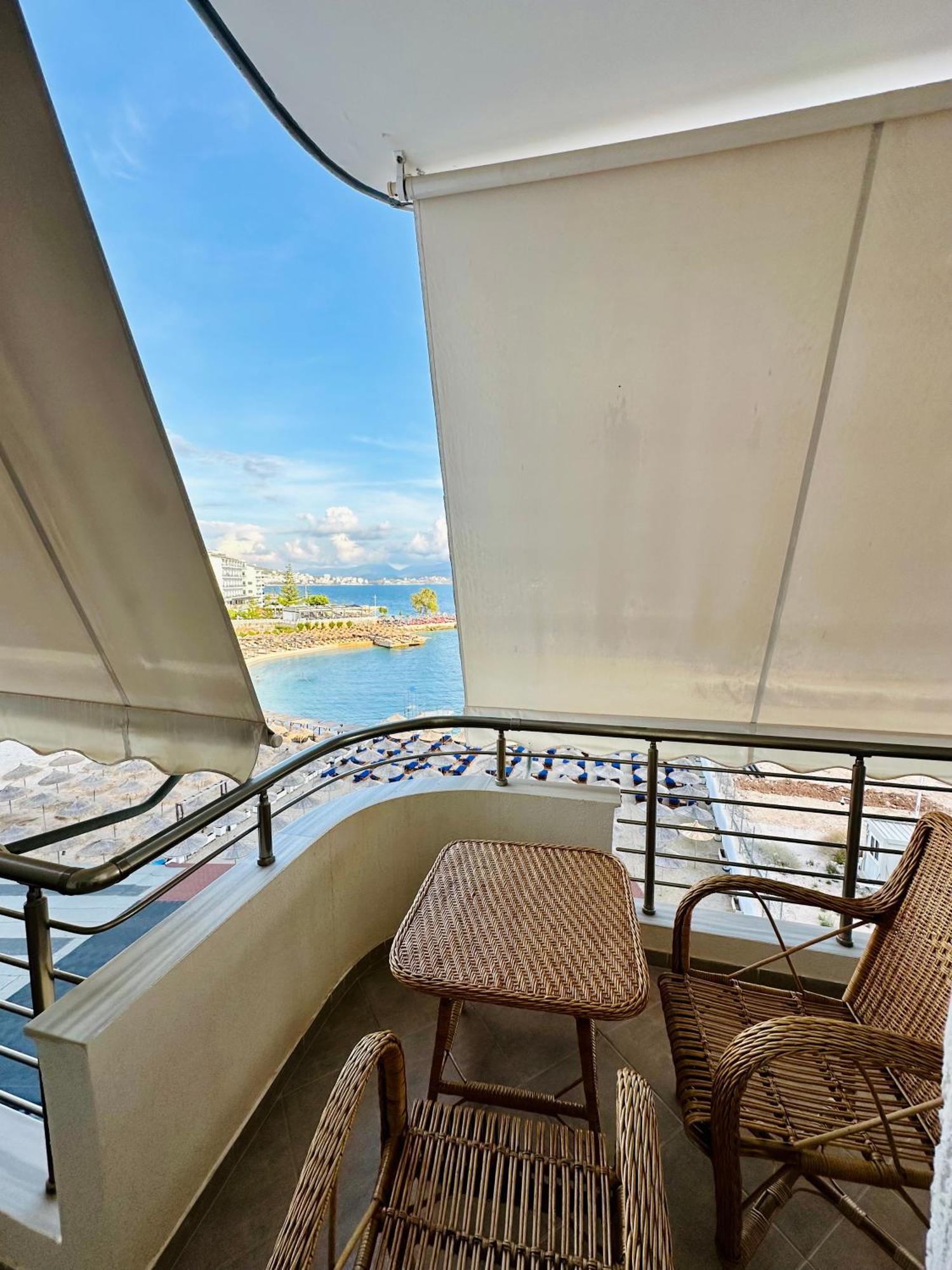 Aqua Apartments Seaview Sarandë Exterior foto