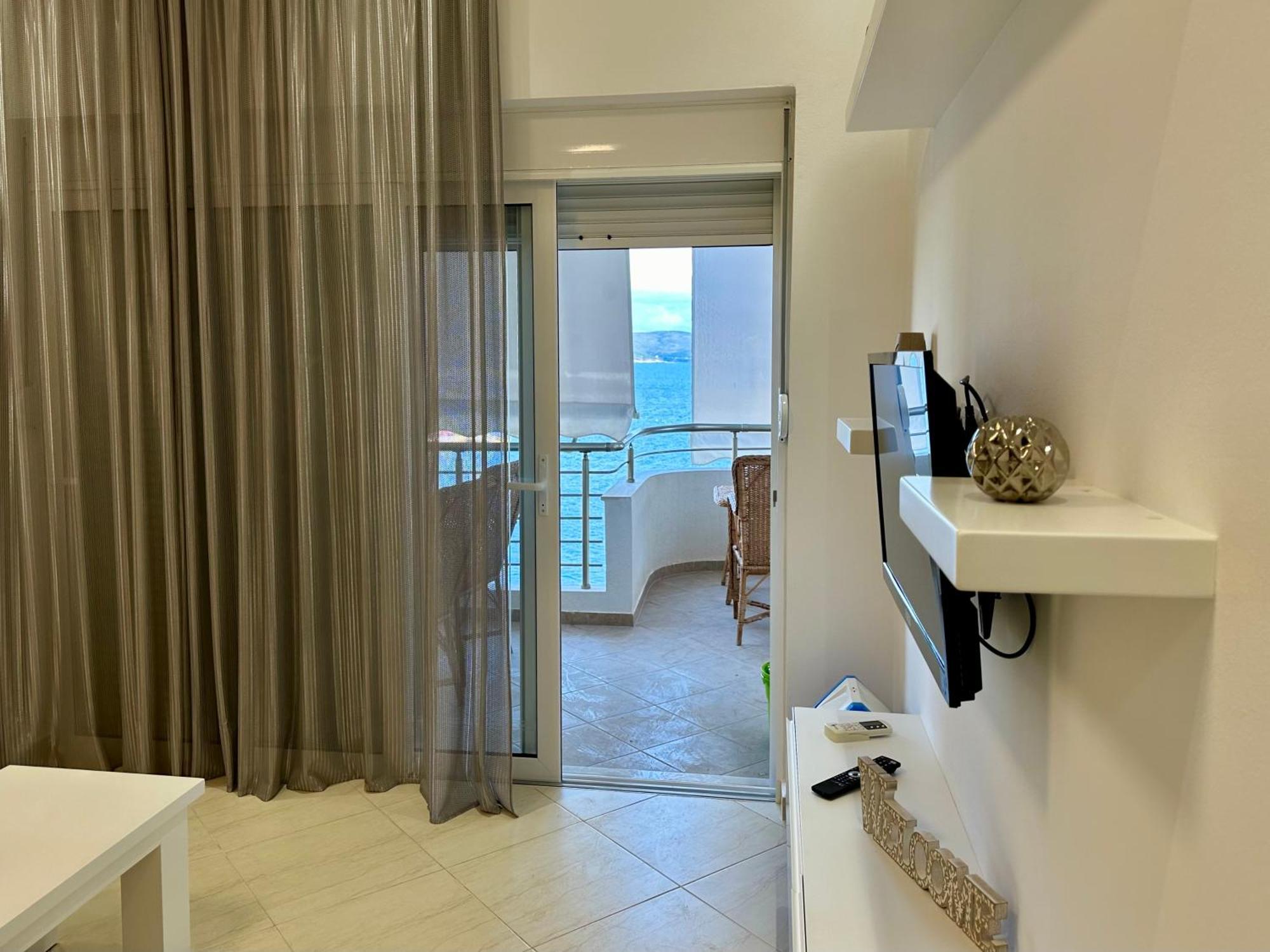 Aqua Apartments Seaview Sarandë Exterior foto