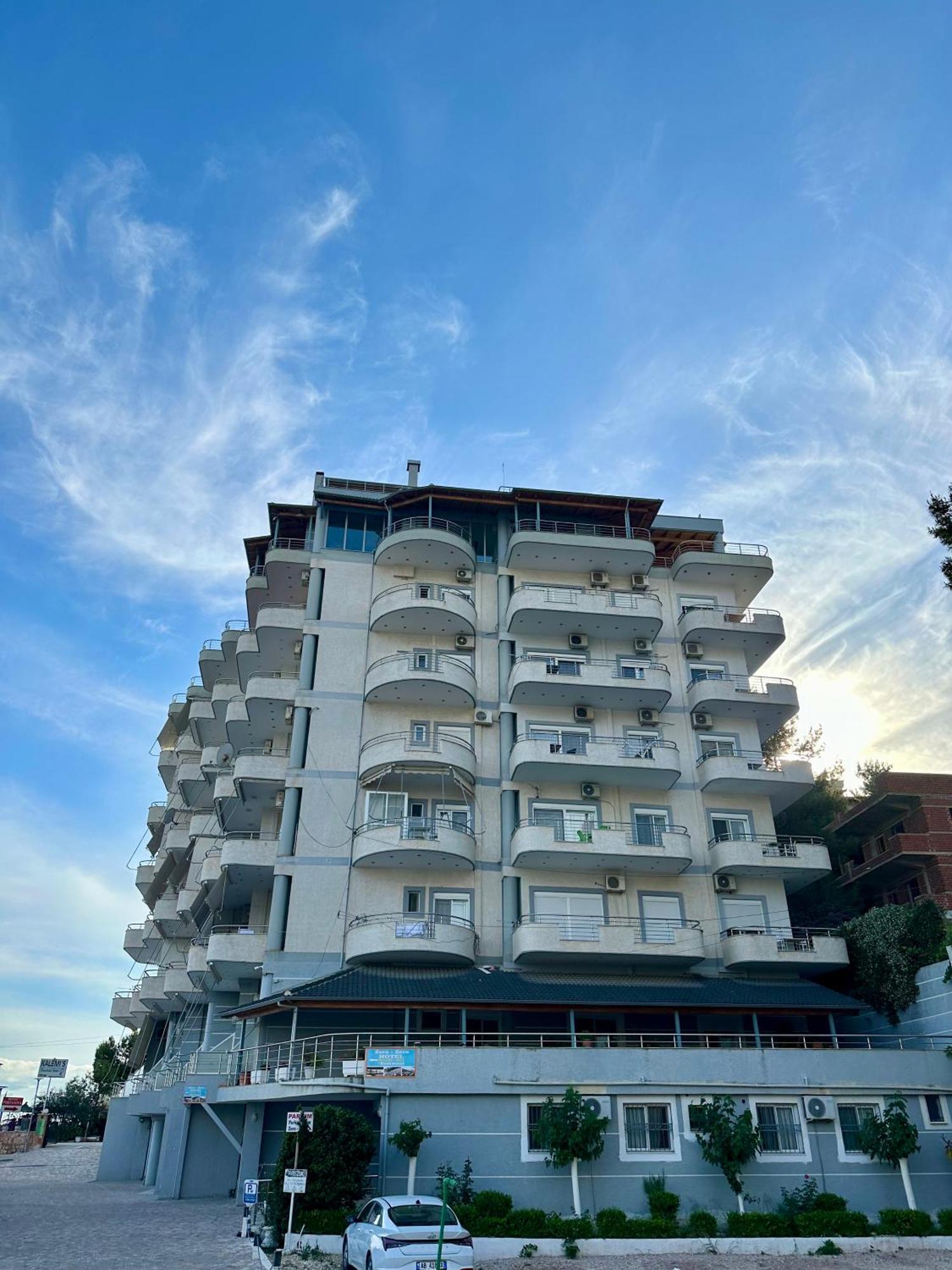 Aqua Apartments Seaview Sarandë Exterior foto