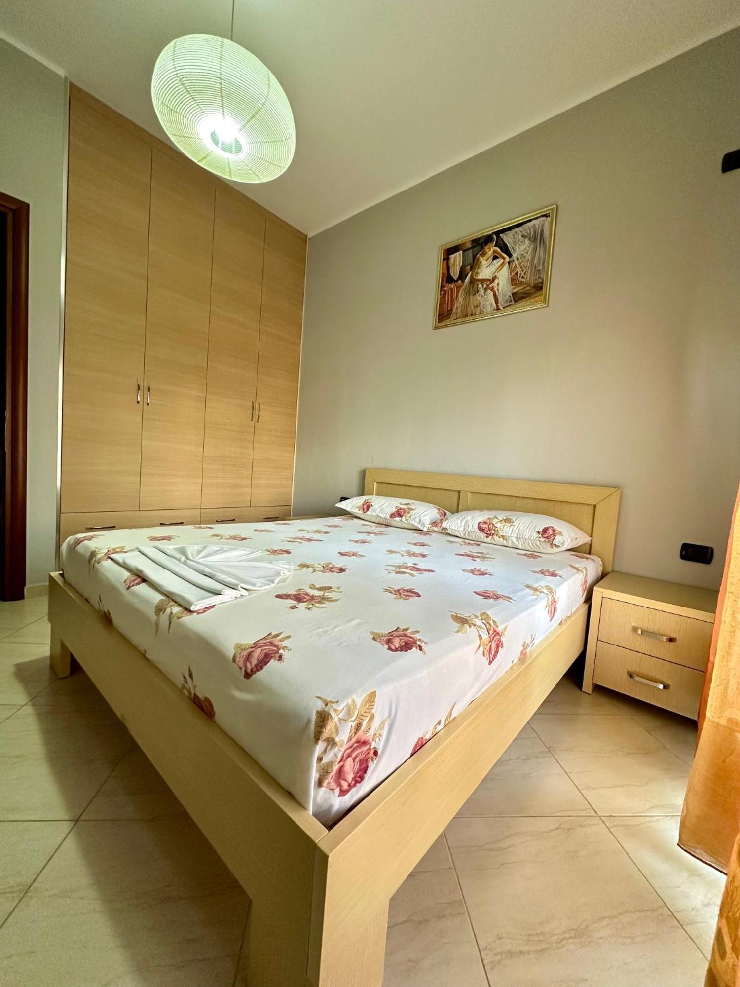 Aqua Apartments Seaview Sarandë Exterior foto